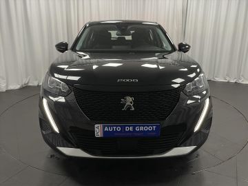 Peugeot E-2008